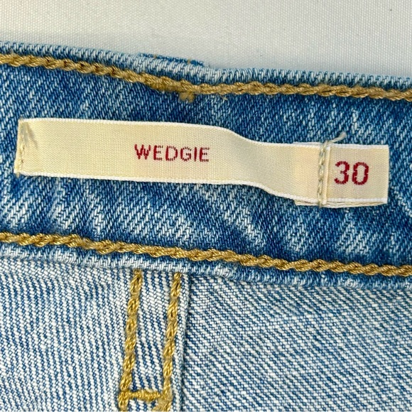 NWT Levi's Wedgie High Rise Jeans Size 30 Women's - Picture 11 of 14
